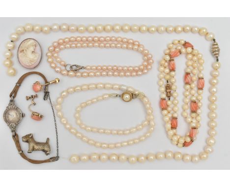 A SMALL ASSORTMENT OF JEWELLERY, to include a cultured pearl and carved coral necklace, with yellow metal rope twist spacers,