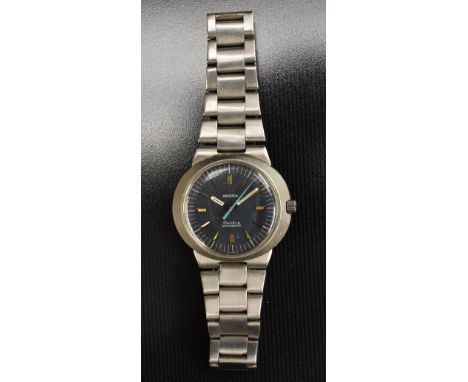 Omega  - a Genève Dynamic gentleman's stainless steel cased wristwatch, possibly ref 135.033,  dark blue dial, raised silver 
