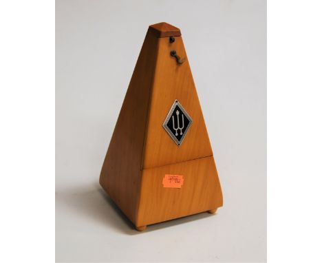 A modern continental metronome