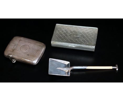 Small Mixed Lot Comprising A Silver Vesta Case With Engine Turned Body, Fully Hallmarked For Birmingham 1925, A White Metal C