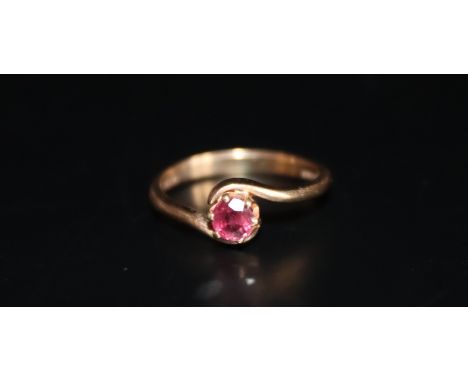 9ct Gold Ladies Ruby Twist Dress Ring, Fully Hallmarked, Ring Size J, Weight 1.9g