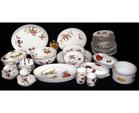 Collection Of Royal Worcester Evesham Dinner Ware, To Include Dishes, Turrens, Pots, Dinner Plates, Side Plates etc 