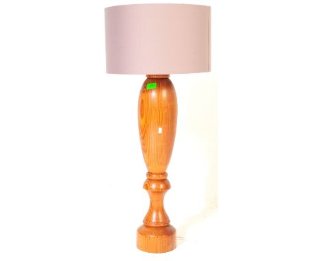 A retro vintage 20th Century 1970's pine desk lamp / table lamp of cylindrical form having decorative&nbsp;turned and carved 