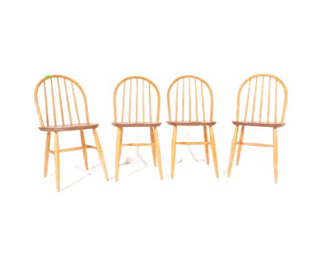 A set of retro vintage, mid 20th Century beech, Windsor style 139 chairs, in the manner of Lucian Ercolani - Ercol'. Each cha