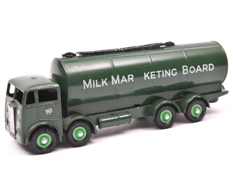 A unique Dinky Supertoys Albion Diesel Tanker prototype. This is a mock up of the aborted project in 1951 (reference 506). Fi