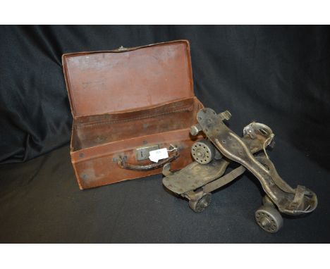 Richardson of Chicago Vintage Roller Skates with Case 