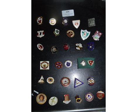 Thirty Assorted Enamel Lapel Badges Including English Football Clubs, Speedway, etc. 