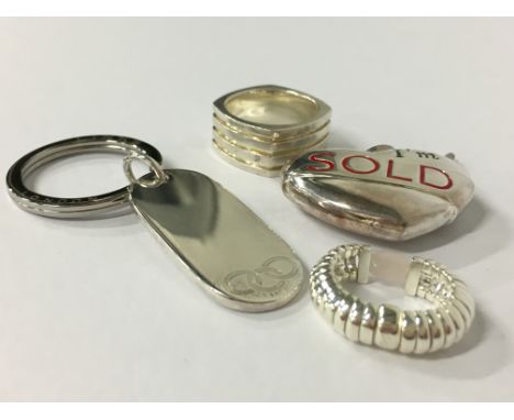 A Links of London silver ring together with three other jewellery items.
