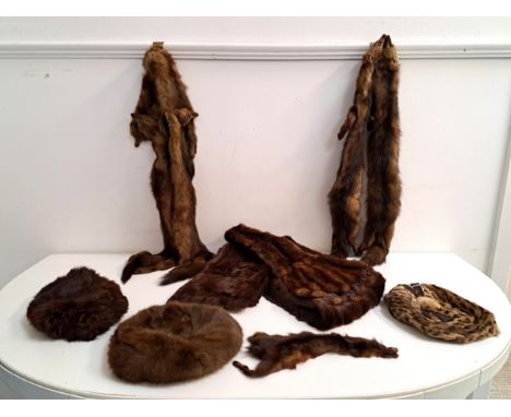SELECTION OF VINTAGE FUR ACCESSORIEScomprising a Mitzi Lorenz ocelot beret, Coplands of Glasgow mink beret, another mink bere