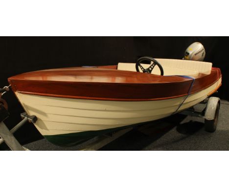 A vintage mid-20th century Broom day cruiser or river boat, Billy, 4.11m hull, 1.52m beam, year of build/manufacture: 1950, H