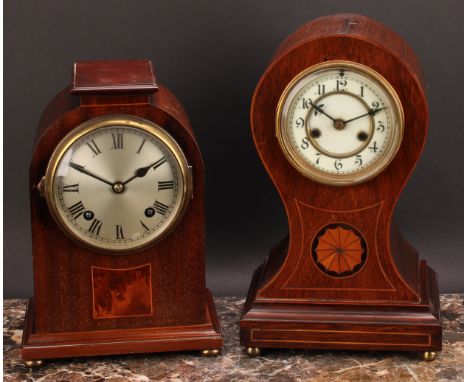An Edwardian mahogany and marquetry balloon shaped mantel clock, 10cm circular enamel dial inscribed with Roman numerals, twi