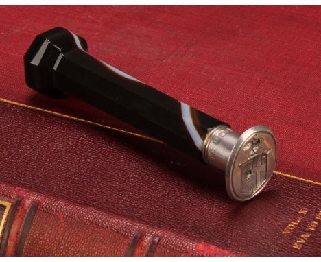 A George III silver and banded agate desk seal, the matrix with intaglio armorial, 10.5cm long, London 1801 