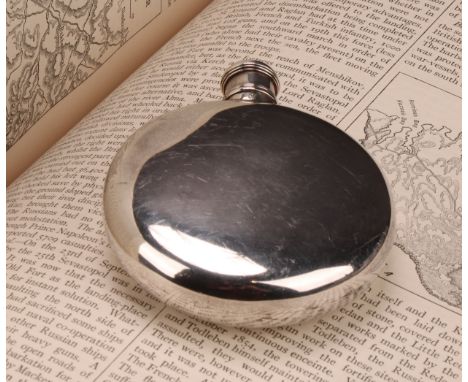 A Victorian silver circular pocket flask, quite plain, screw-fitting cover, 9.5cm long, London c.1880 