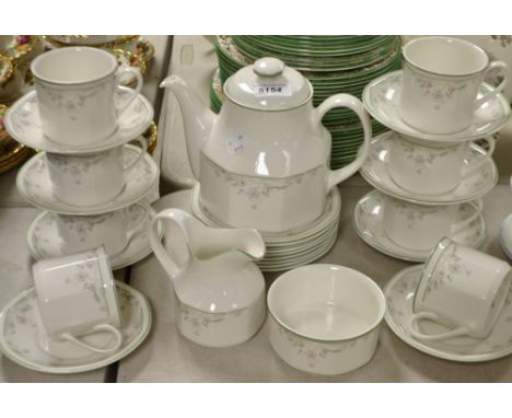 A Royal Doulton Caprice tea set, comprising teapot, milk jug, sugar bowl, cups and saucers, side plates 