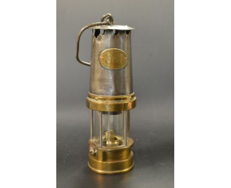 A miner's lamp, Patterson Lamps Ltd, Gateshead on Tyne, No. 621, Type A.