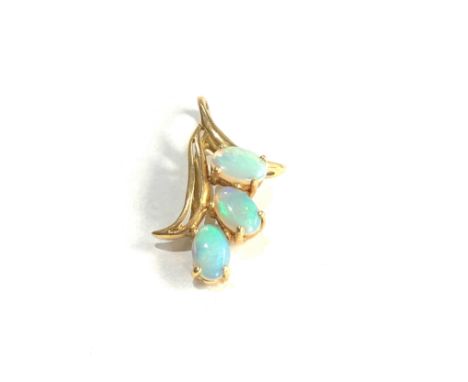 18ct gold opal pendant (1.8g) 