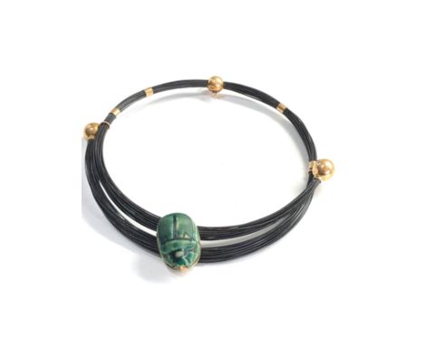 14ct gold antique animal hair bangle &amp; scarab slider pendant (5.8g) 