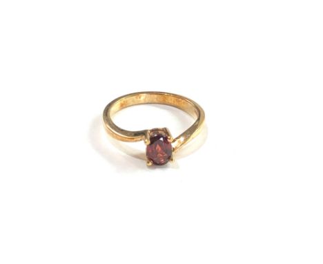 9ct gold &amp; garnet ring 2.7g 