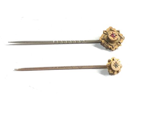 2 antique 9ct gold stick pins 2.1 