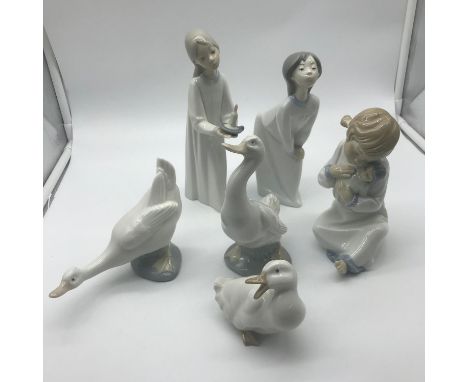 A Lot of 6 LLadro and nao girl figures, Two swans and duck figure. 