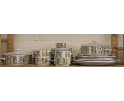 A quantity of Midwinter dinner china