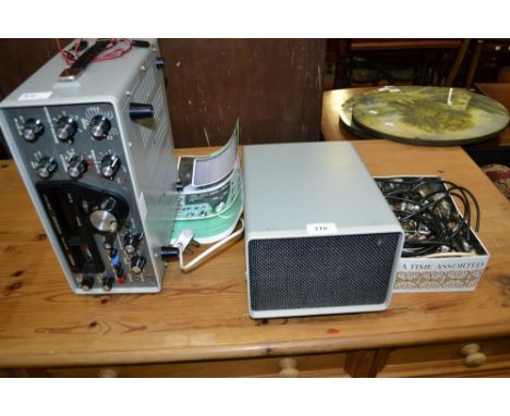 Yagsu digital receiver, FR-101 and speaker