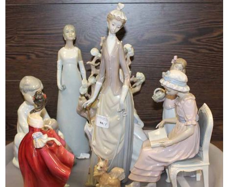 GROUP OF EIGHT CERAMIC FIGURES
including six Lladro examples