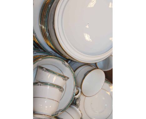 NORITAKE GLENABBEY PATTERN PART DINNER SERVICE
including tea cups, saucers, tureens, ashets etc