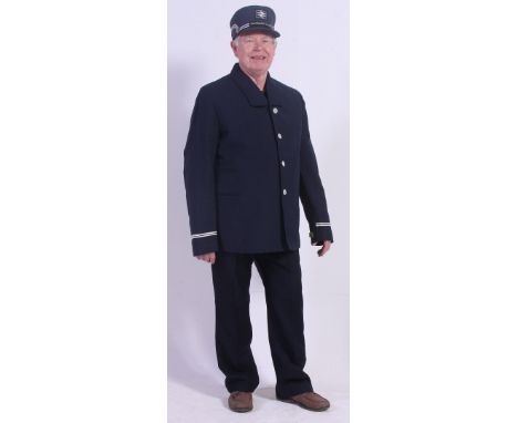 RAILWAY UNIFORM; A complete vintage British Railways / Inter City Conductors uniform. Comprising of ' Conductor Guard ' hat, 