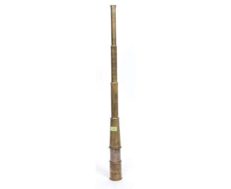 A believed military mid 20th century Broadhurst Clarkson and Company Limited brass three drawer telescope dated 1942. H90cm a