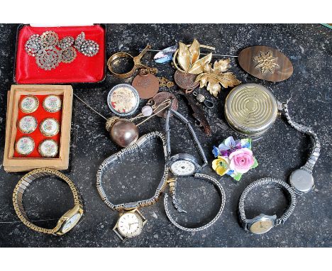 A collection of costume jewellery to include silver brooch, enamel set brooch, Victorian hat pin, compact, 19th and 20th cent