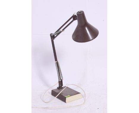 A 1970's brown Herbert Terry style anglepoise desk lamp with brown pendant shade. Measures: 18cm diameter