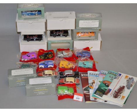 Seven boxed Trax diecast taxi models in 1:43 scale, overall appear VG in VG boxes. This lot also includes three unboxed Trax 