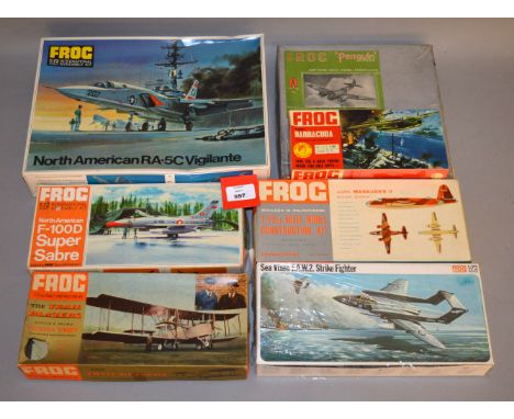 24 x Frog plastic model kits, all aircraft, includes: 338P; F163; F161; etc. All boxed/bagged, appear unstarted and complete 