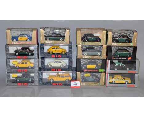 16 x 1:43 scale diecast model taxis by Brumm, Trofeu and Rio. Boxed, appear VG. 