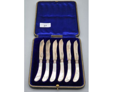 Boxed Sheffield silver and mother of pearl handle butter knives. Produced by Harrison Brothers &amp; Howson. 