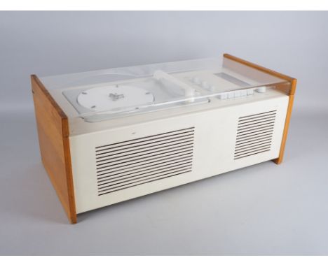 Braun SK 5 Musikanlage "Schneewittchensarg", 1958 / 1961Braun Phonosuper Modell SK 5, Erstentwurf von Dieter Rams und Hans Gu