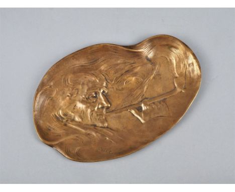Visitenkarten Anbieter um 1900Aus Bronze gefertigt, ovale Form, sichtbarer Pfeife, rauchender Mann in Jugendstil Manier gearb