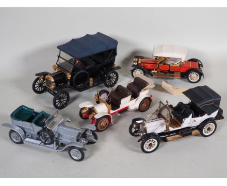 Konvolut Model Autos, Franklin Mint Precision, 5 Stück1913 Ford Model T in 1:16; 1910 Rolls-Royce Silver Ghost in 1:24; 1907 