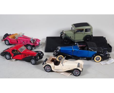 Konvolut Model Autos, 5 Stück, 1:24alle hochwertig aus Metall mit vielen Details. 1938 Jaguar SS 100 von Franklin Mint, 1936 