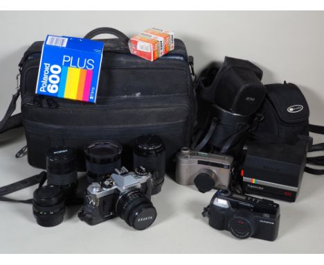 Konvolut Fotoapparate 4 St, u.a. Porst mit vielen WechselobjektivenPORST Analogkamera mit 5 Objektiven (24mm 1:2.8; 50mm 1:1.