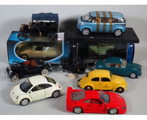 Konvolut Auto Modelle Maßstab 1:16-19 - Ges. 10 StückFerrari F40 (1987) von Bburago 1:18; Jaguar Mark II (1959) von Maisto 1: