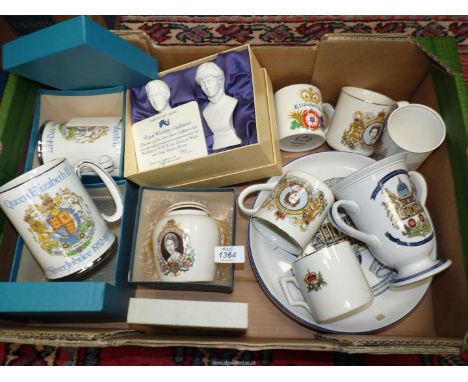 A quantity of Royal Commemorative ware to include: boxed Poole Limited Edition 285/2000 H.R.H Prince of Wales and Lady Diana 