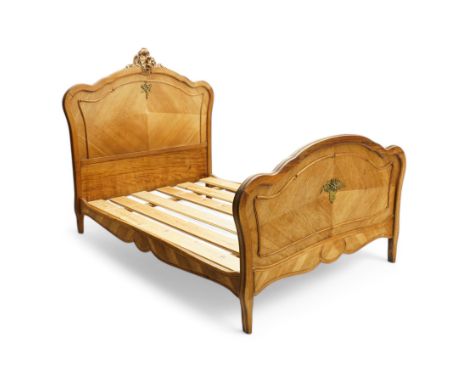 Mid-20th century French walnut small double 4' 2'' bedstead, shaped and moulded headboard with shell and curl acanthus leaf c