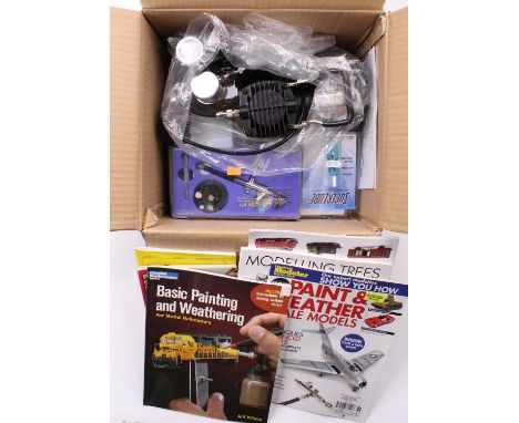 Collection of mixed modelling and model spraying equipment to include compressor, Badger Airbrush and other accessories 