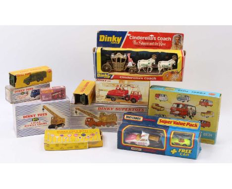 One box of boxed &amp; playworn Dinky, Corgi, and Matchbox diecast vehicles to include a Corgi GS24 constructors' gift set, a