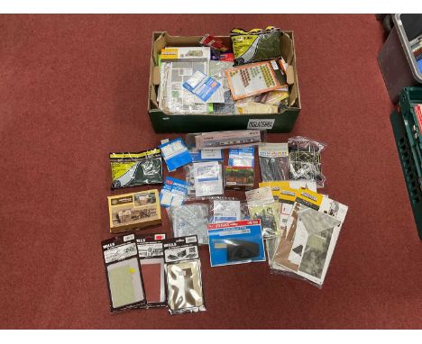 A large box of 00 gauge/scale scenic and lineside accessories by Ratio, Wills, Dapol, Kitmaster, Woodland Scenics, Peco and o
