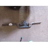 Skimmer leg for plough