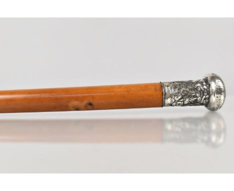 A 19th Century Chinese Malacca Walking Cane with an Unmarked Silver Top Moulded with Chinese Figures in Oriental Landscape, 8