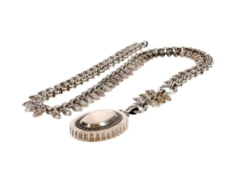 Sterling silver Victorian book chain necklace with acorn fringe and locket pendant. Chain measures approx. 45cm. Tested to st